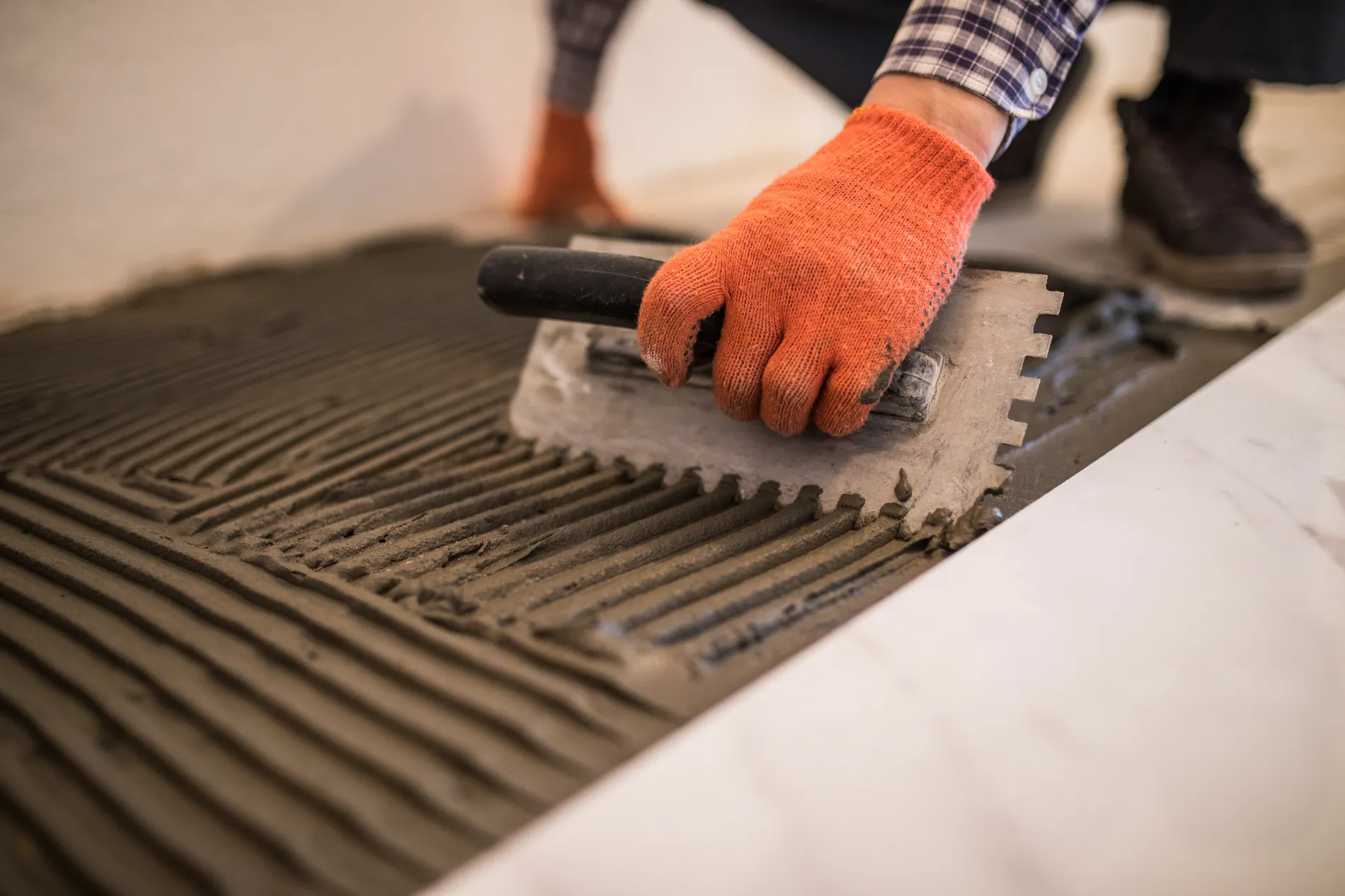 Préparation du support pour pose de carrelage par Carrelage Bordelais